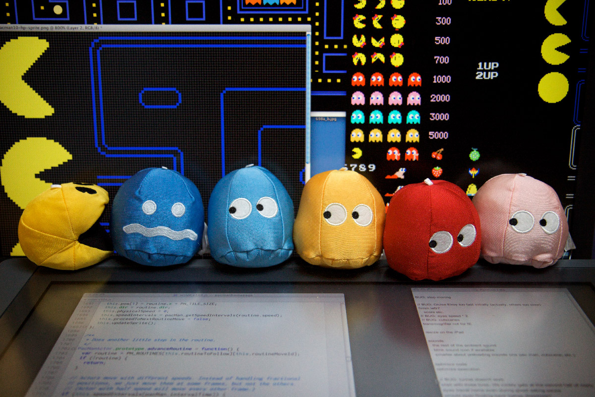 How to Play Online Doodle PACMAN 30th Anniversary?