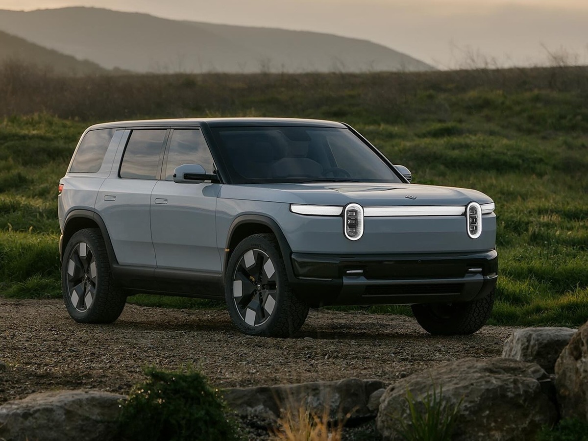 Rivian R2: Revolutionizing the Electric Vehicle Industry